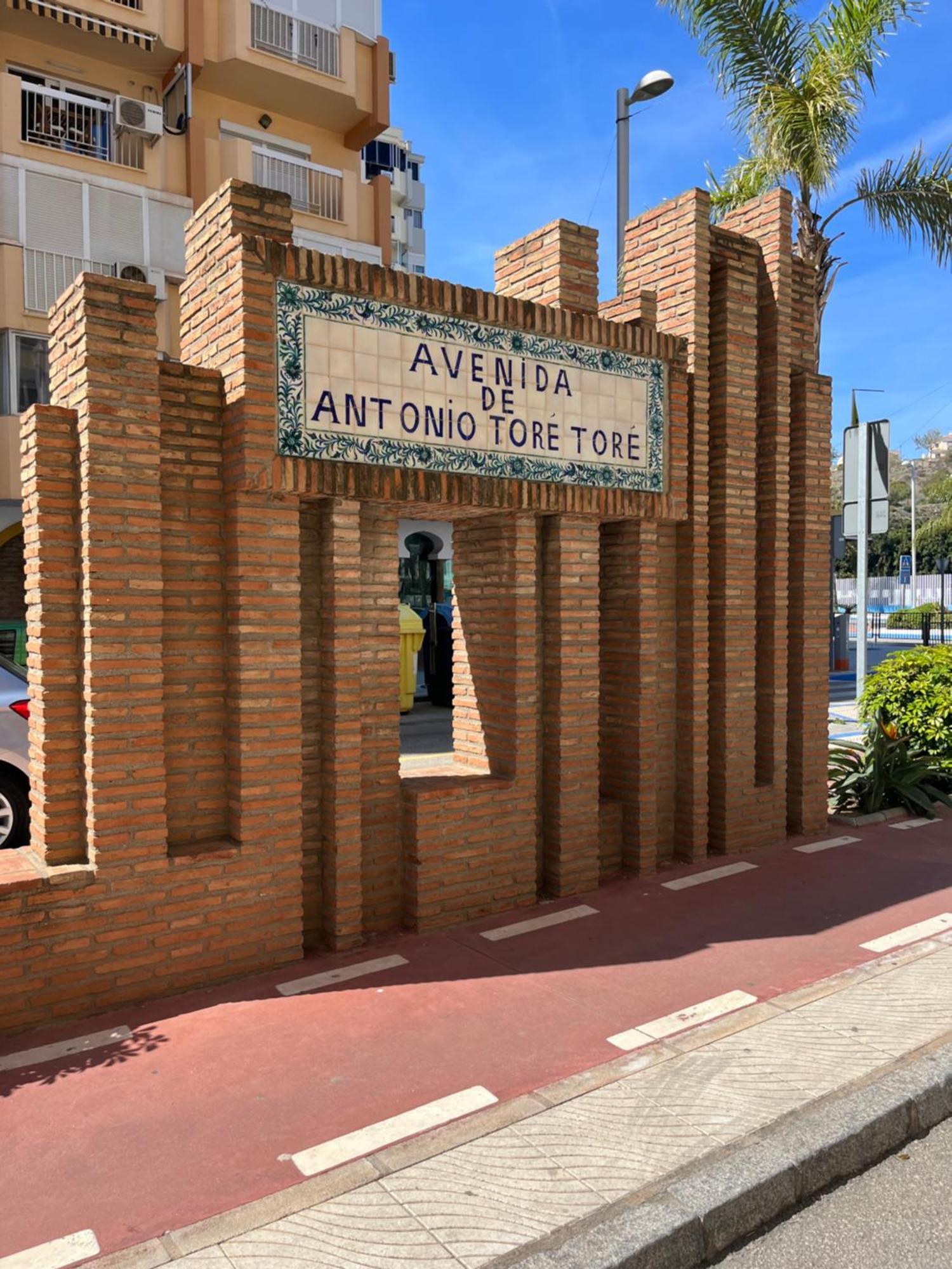 Amaner Capri Apartment Torre Del Mar Luaran gambar