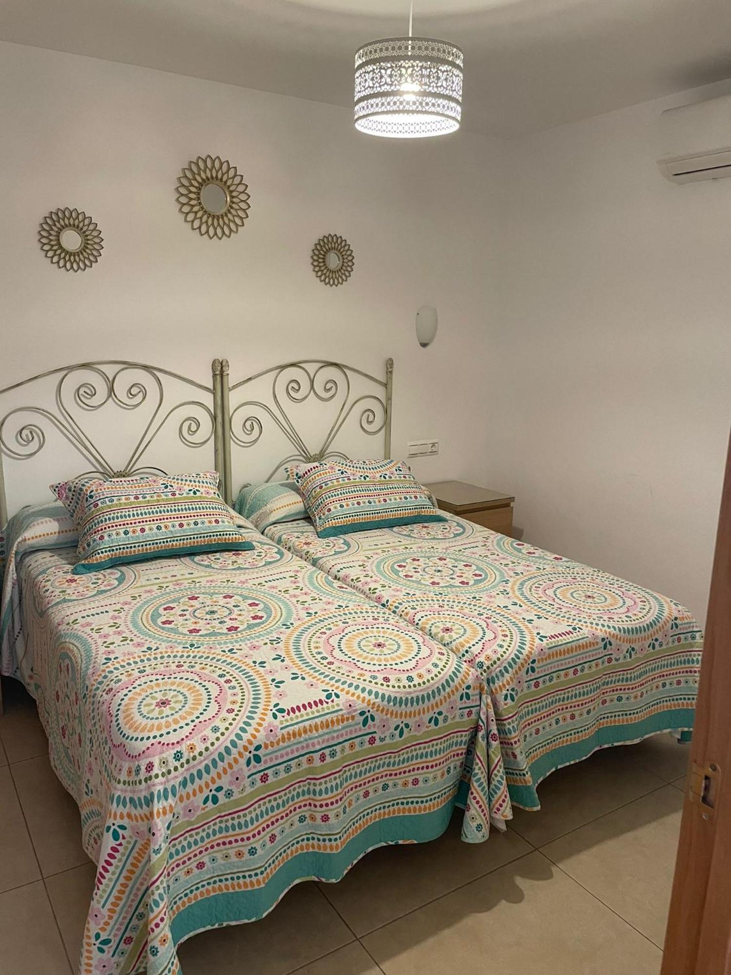 Amaner Capri Apartment Torre Del Mar Luaran gambar